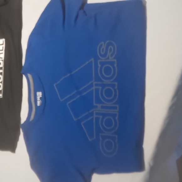2 boys large shirt sleeve tees Nike and Adidas - Picture 2 of 3